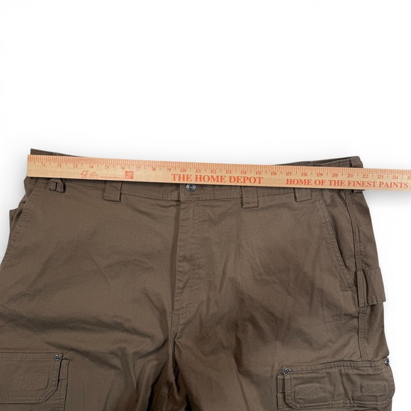 Duluth Trading Fire Hose Relaxed Fit Cargo Shorts Mens 44 x 13 Brown Cotton - Picture 6 of 8